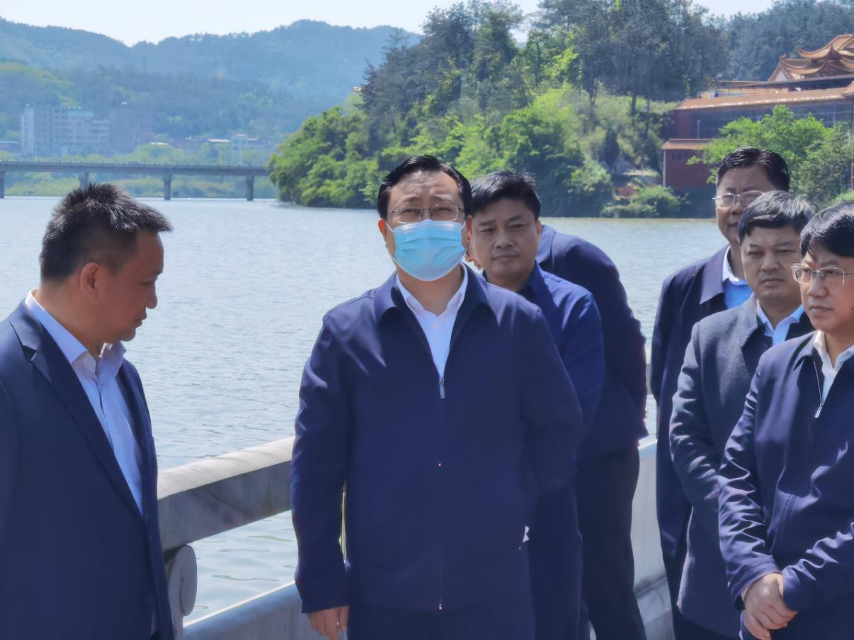 市委常委、市政府副市长，梅江、琴江、平江市级河长何琦在宁都县开展巡河督导